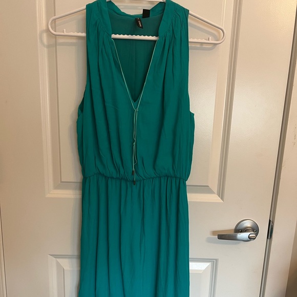 Mango dress in EUC - Picture 1 of 4